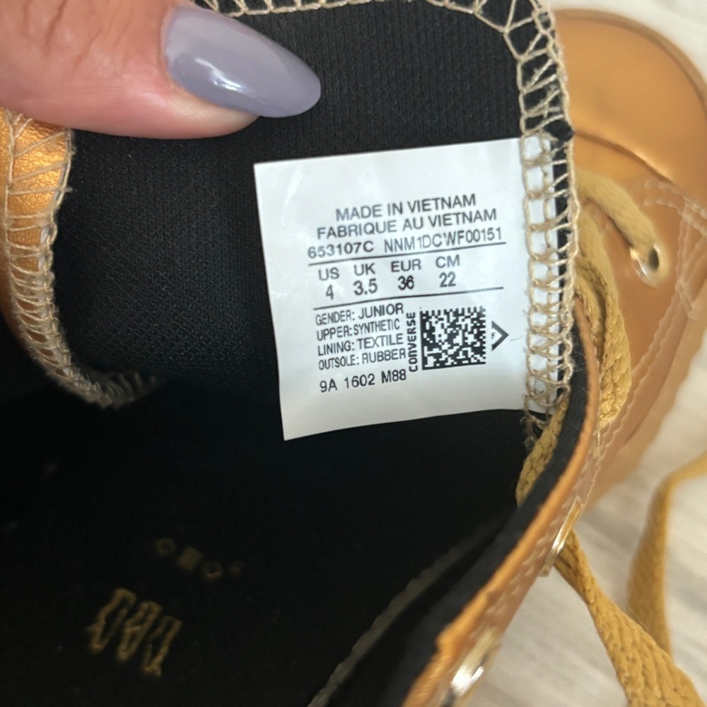 Unique Converse All Star Chuck Low Top Sneakers Metallic Gold Y4 - Picture 8 of 8